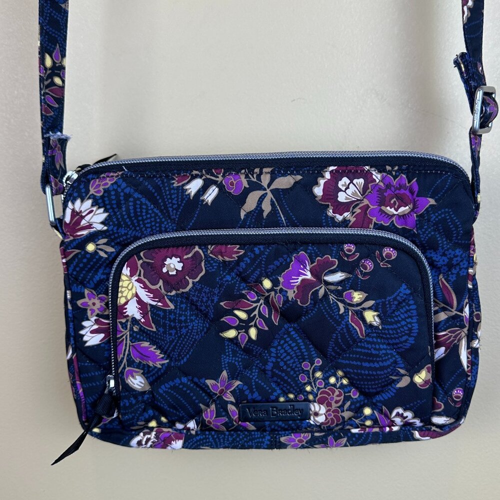 Vera Bradley crossbody not adjustable nylon purse Garden Dream (retired pattern)